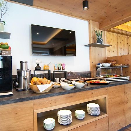 Koecks Bed & Breakfast Galtuer Ngoại thất bức ảnh