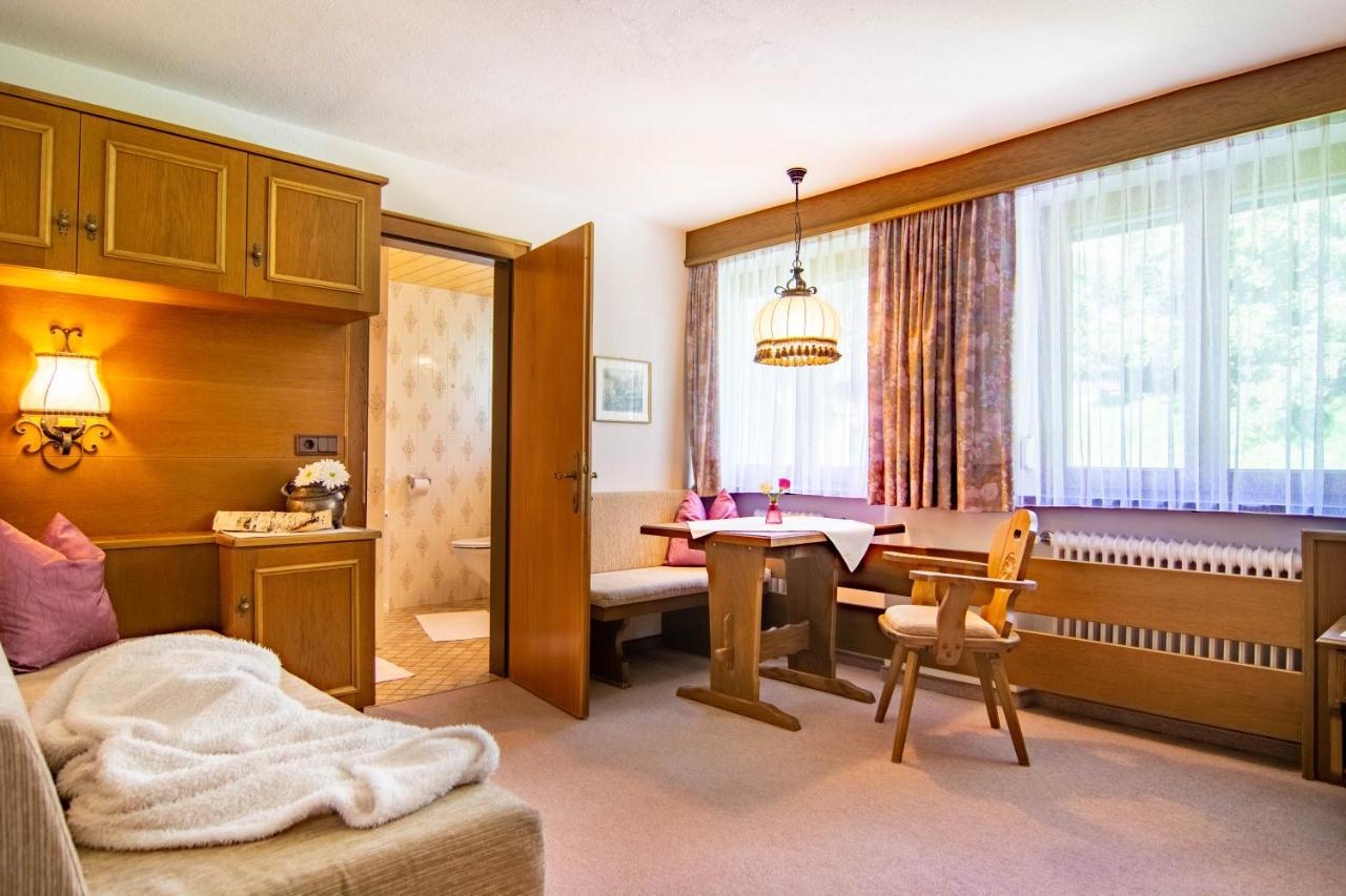 Koecks Bed & Breakfast Galtuer Ngoại thất bức ảnh