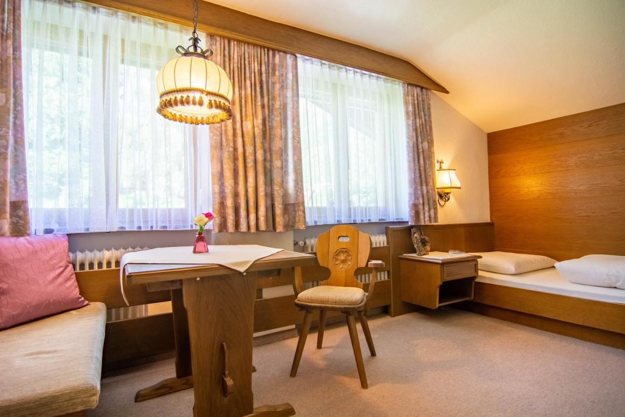 Koecks Bed & Breakfast Galtuer Ngoại thất bức ảnh